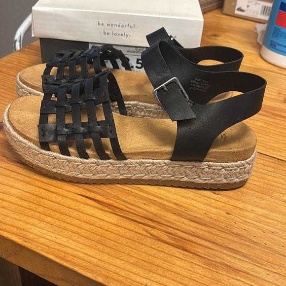 Wonderly ruby platform - Picture 3 of 5